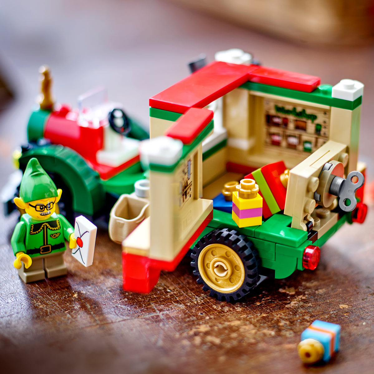 LEGO 40746 Lieferwagen des Weihnachtsmanns