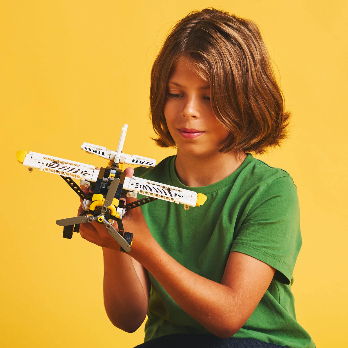 LEGO Technic 42198 Propellerflugzeug