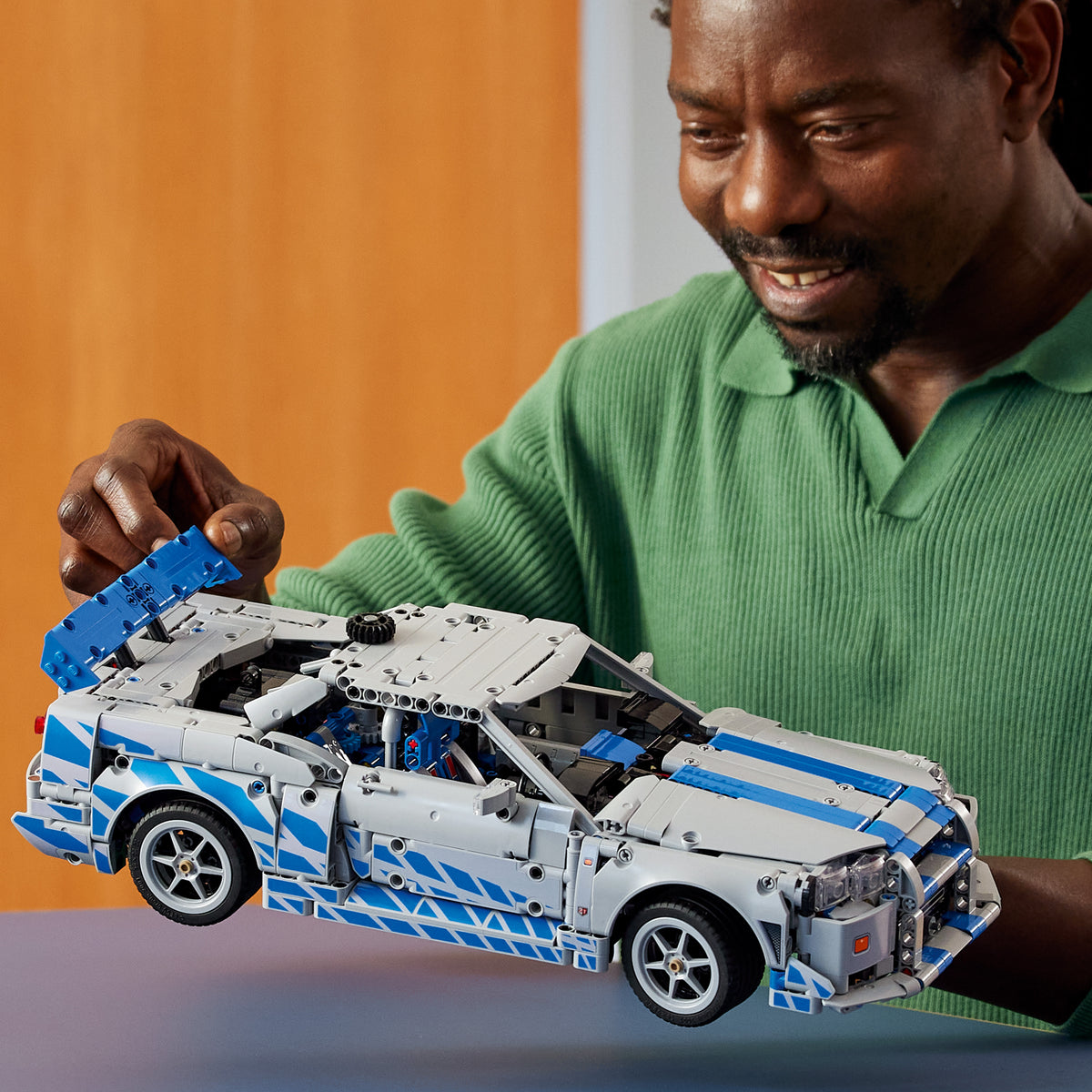 LEGO Technic 42210 2 Fast 2 Furious Nissan Skyline GT-R R34