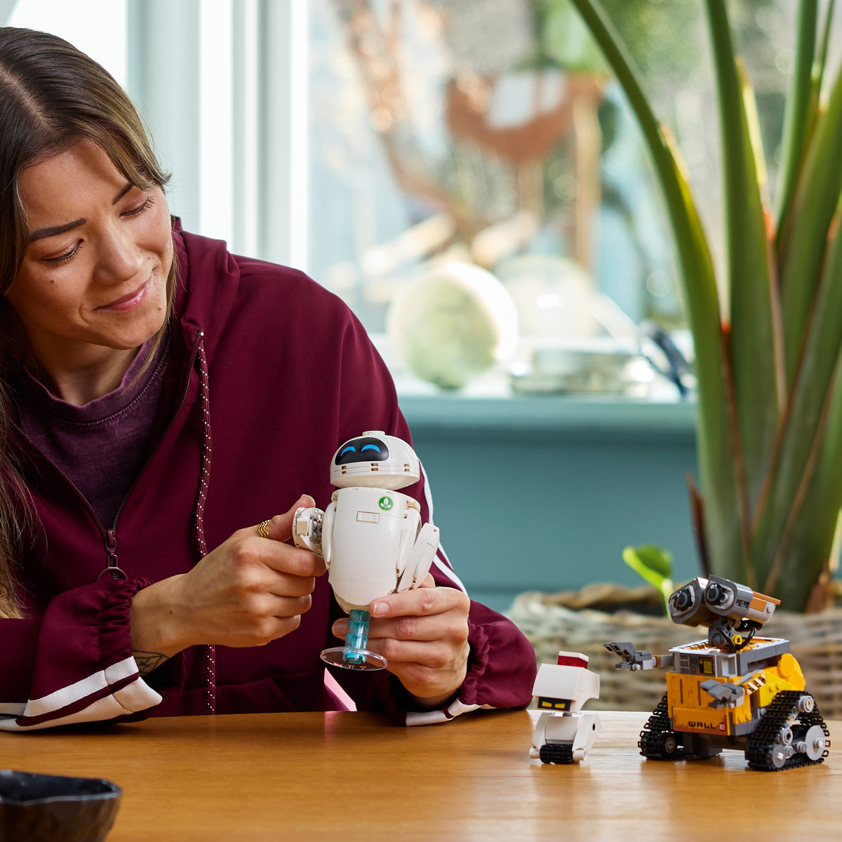 LEGO Disney and Pixar 43279 WALL-E und EVE
