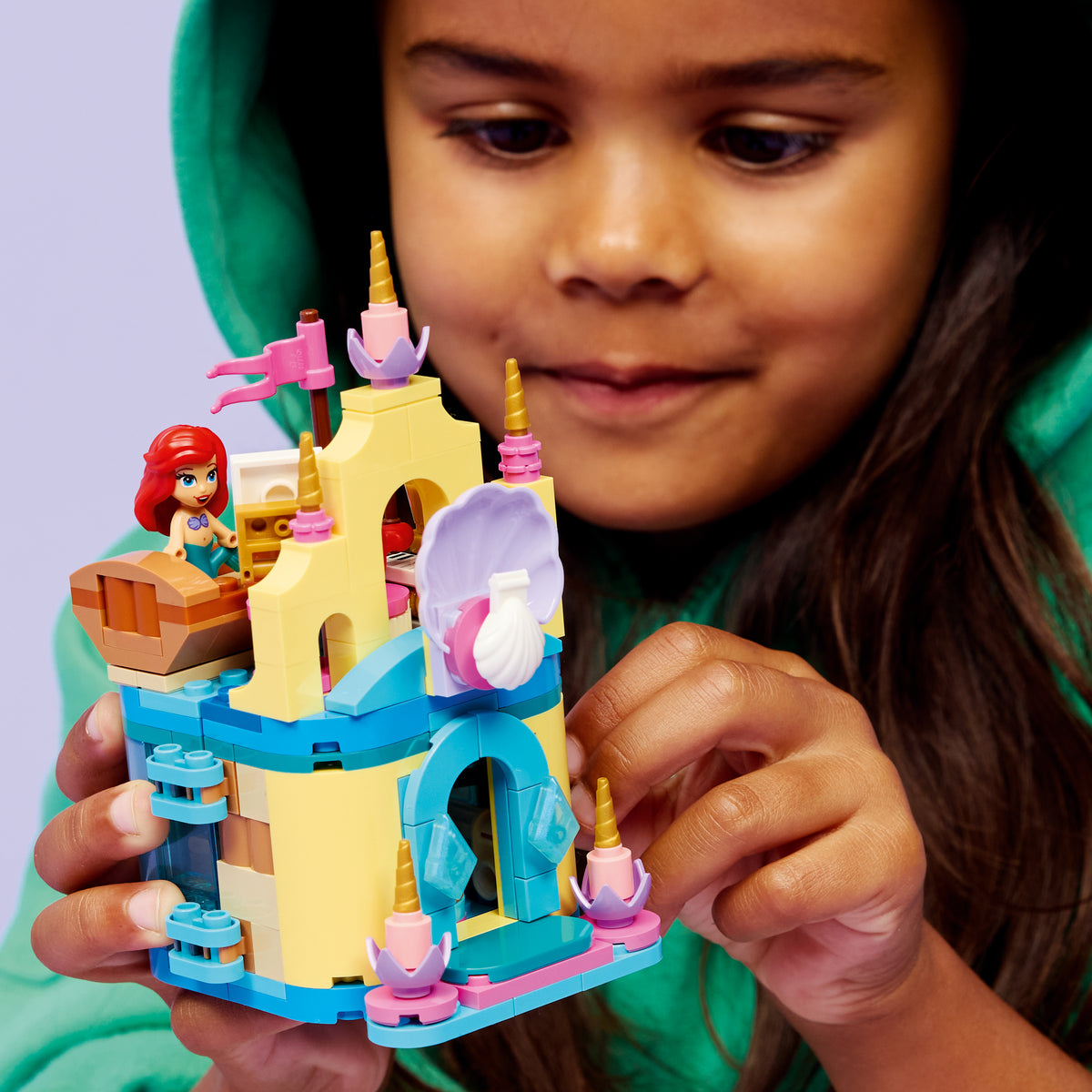 LEGO Disney Princess 43285 Arielles Magisches Mini-Schloss