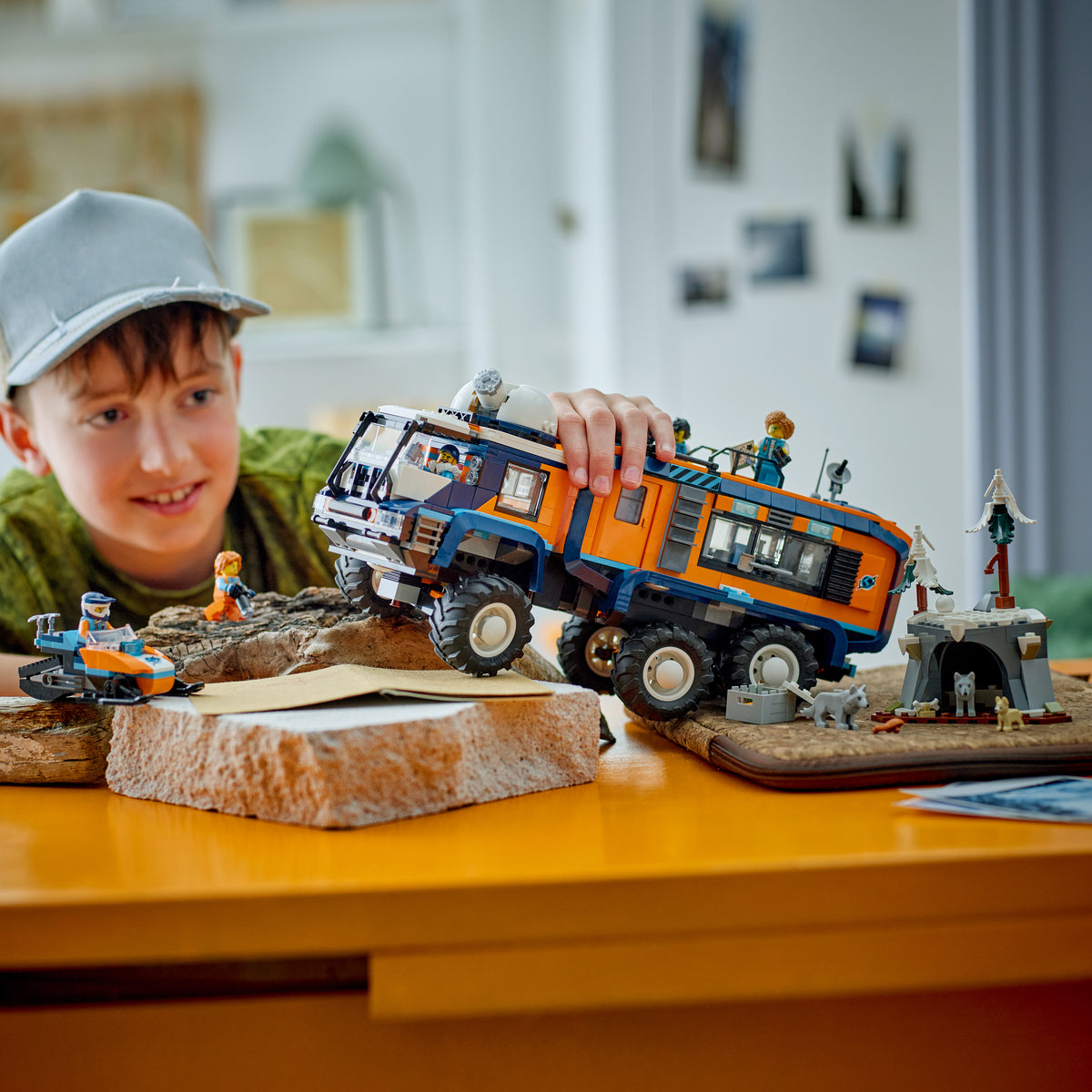 LEGO City 60471 Arktis-Truck mit Labor