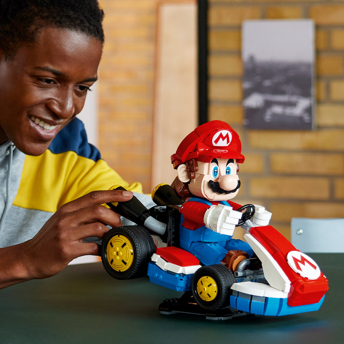LEGO Super Mario 72037 Mario Kart: Mario & Standard-Kart