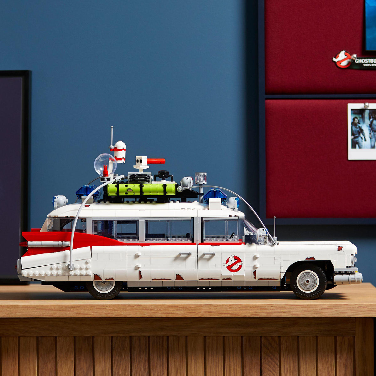 LEGO Icons 10274 Ghostbusters ECTO-1