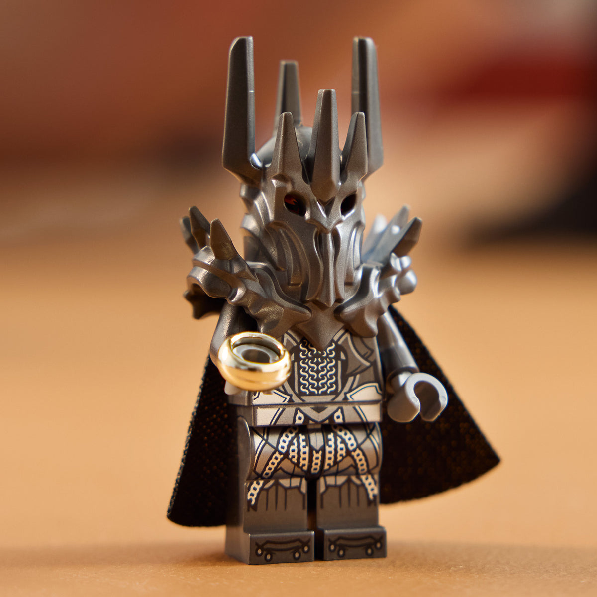 LEGO Icons 11373 Der Herr der Ringe: Saurons Helm