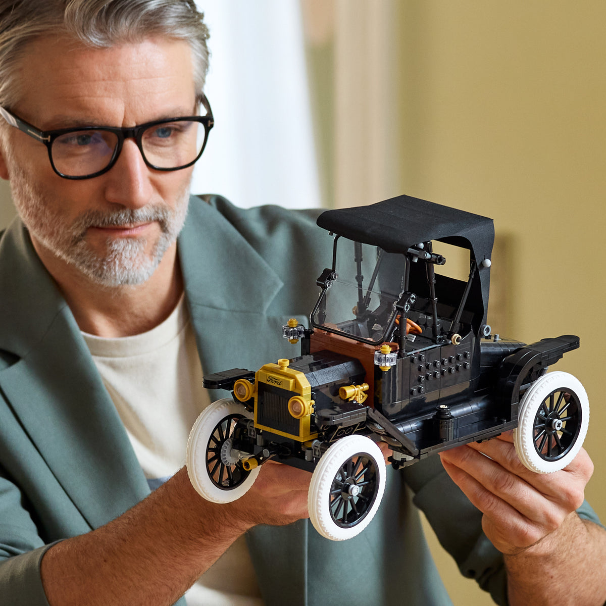 LEGO Icons 11376 Ford Model T