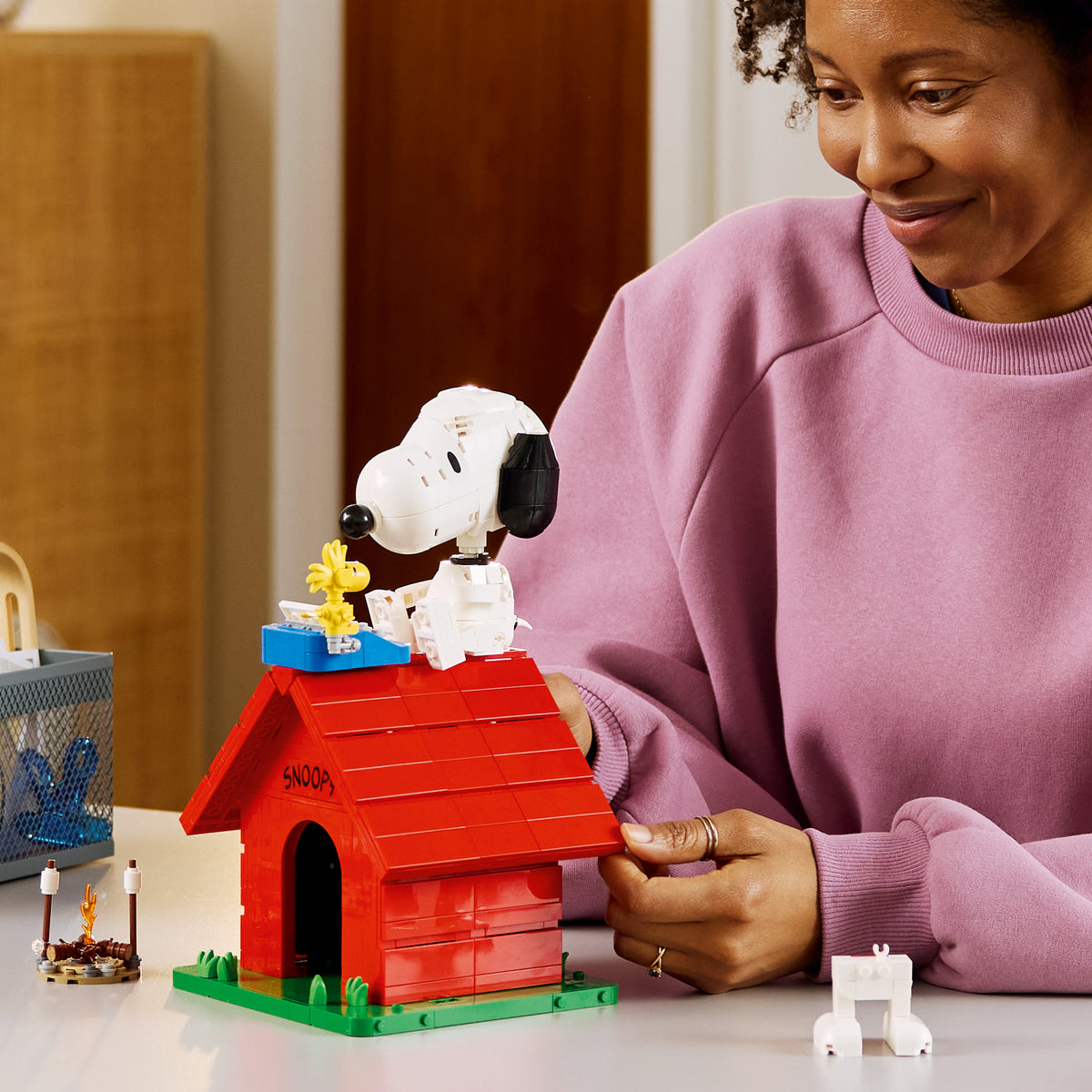 LEGO Ideas 21368 Peanuts: Snoopys Hundehütte