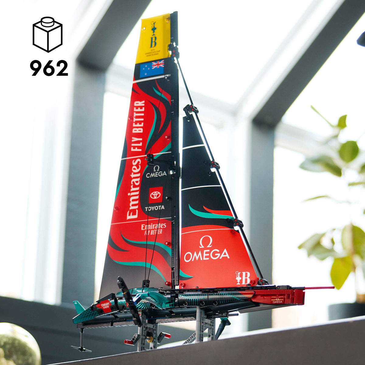 LEGO Technic 42174 Emirates Team New Zealand AC75 Rennjacht
