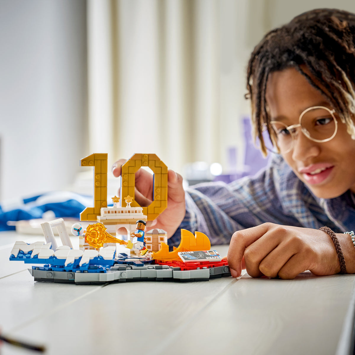 LEGO Editions 43013 Kylian Mbappé - Fußball-Highlights