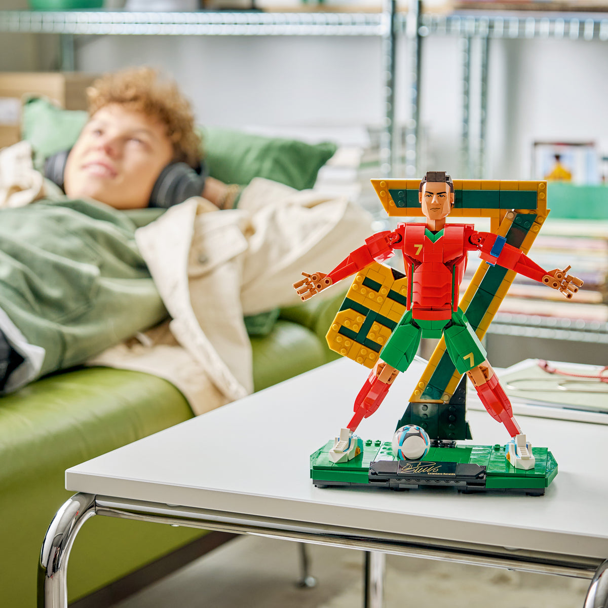 LEGO Editions 43016 Cristiano Ronaldo - Fußballlegende