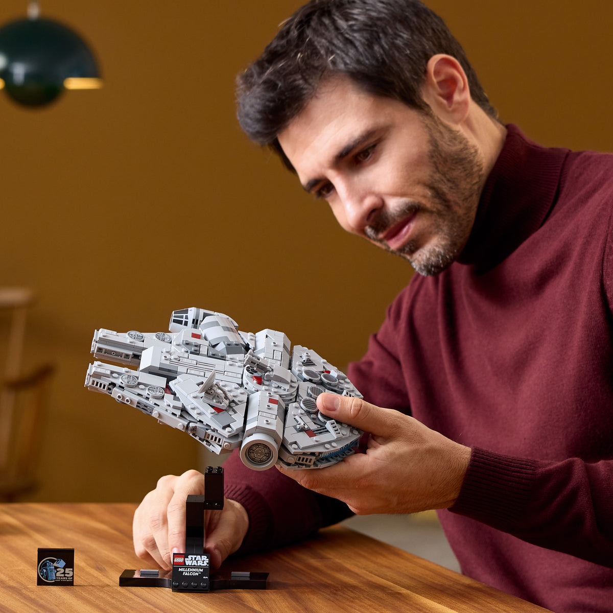 LEGO Star Wars 75375 Millenium Falke