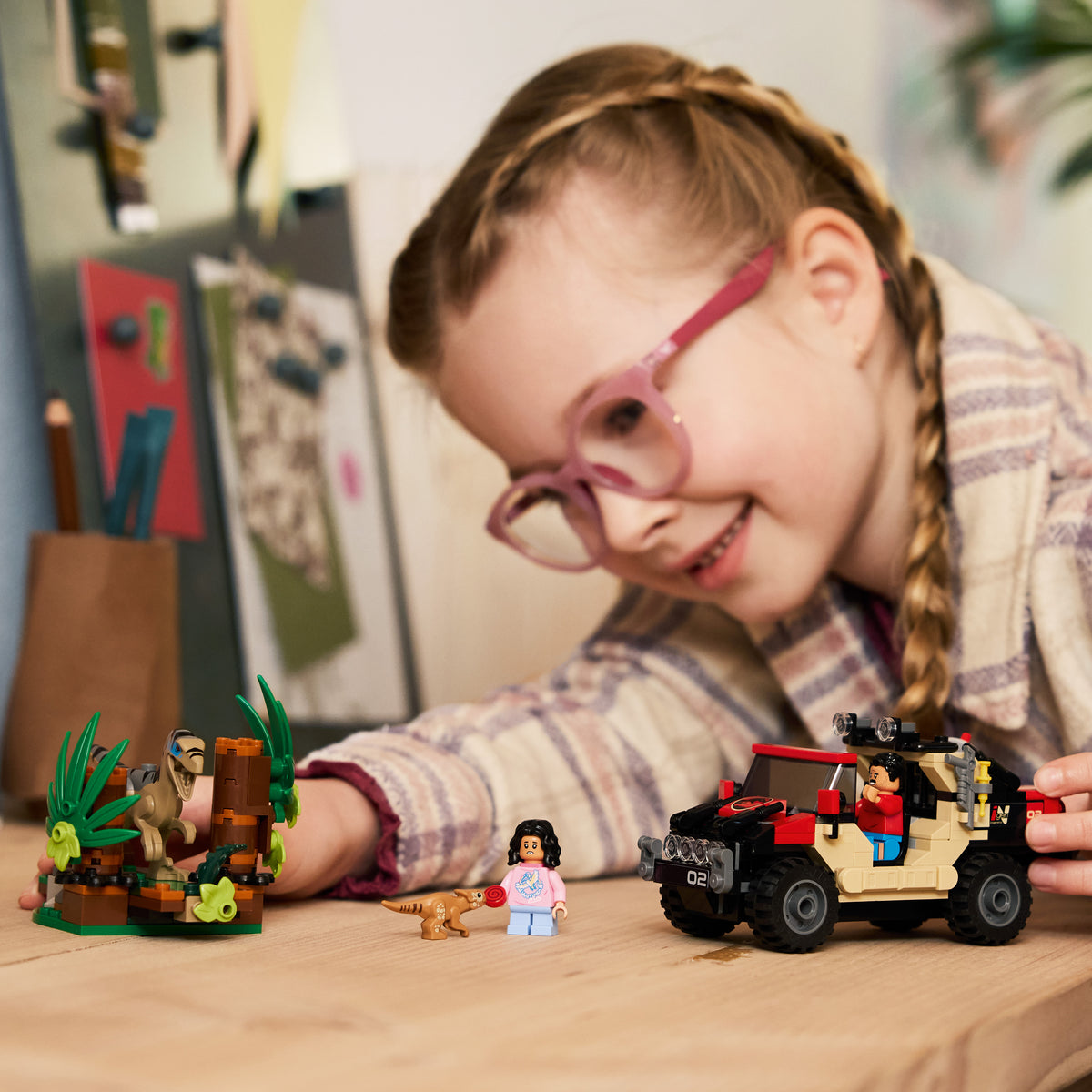LEGO Jurassic World 76972 Raptor: Verfolgungsjagd mit dem Geländewagen