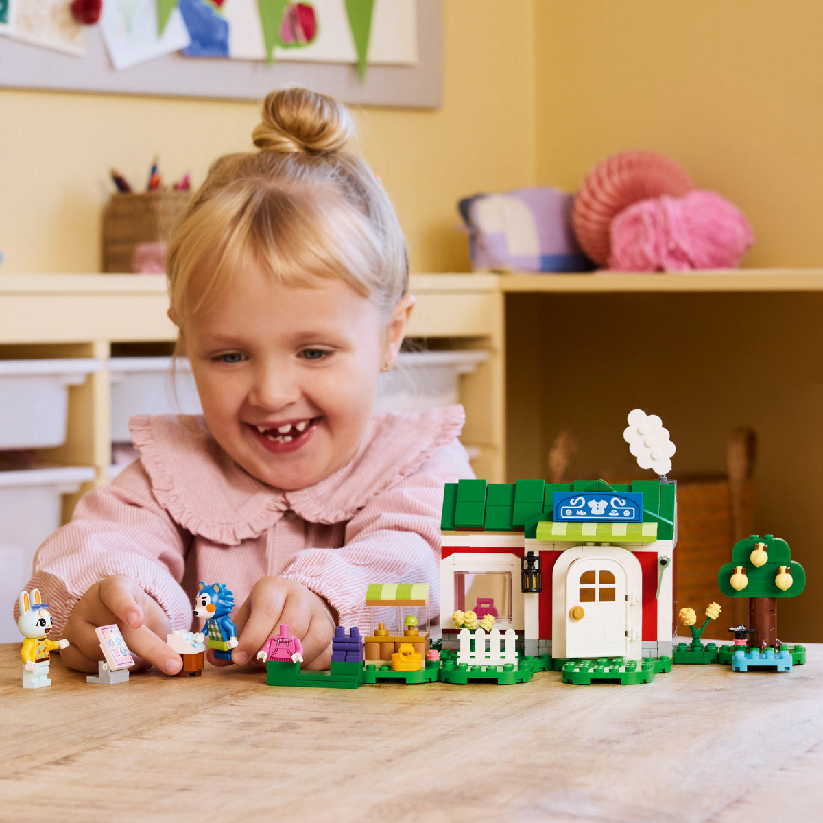 LEGO Animal Crossing 77055 Die Schneiderei der Schneiderschwestern