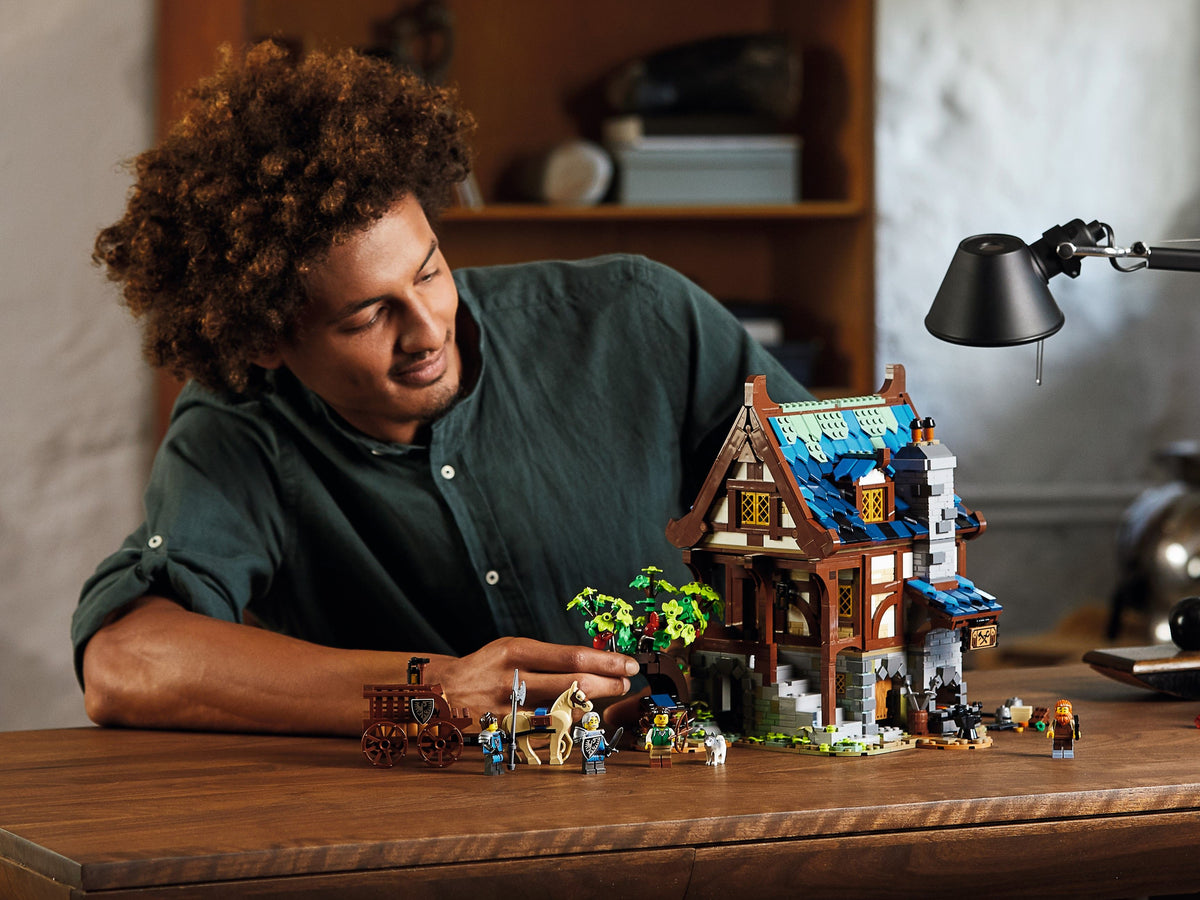 LEGO Ideas 21325 Mittelalterliche Schmiede